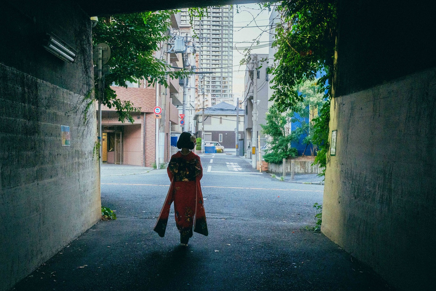 夜の街での着物撮影